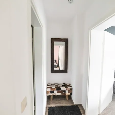 Wohnen Auf Privater Reitanlage *